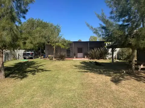 Quinta en venta - 3 Dormitorios 1 Baño - La Plata