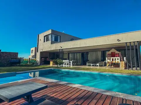 Casa en Venta en Lunlunta, Maipú