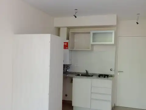 ALQUILER - Departamento de 1 dormitorio con balcón. Lourdes, Rosario.