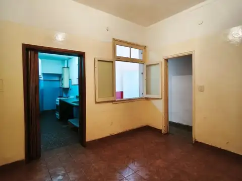 Casa 3 ambientes con 1 baño