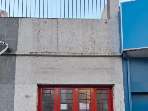 ALQUILER DE CASA SOLO USO COMERCIAL
