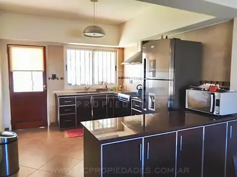 Casa en Venta en Villa Adelina, USD 255.000
