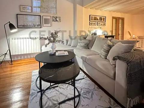 Esmeralda 800, Piso 0