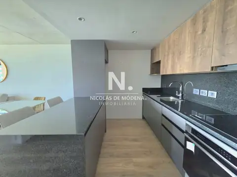 Apartamento en venta 2 dormitorios en Torres del este