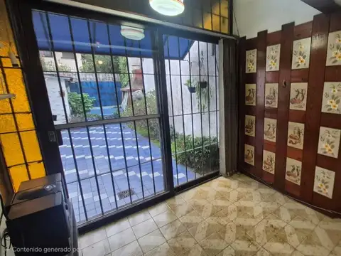 Depto Tipo Casa en Venta con 1 cocheras
