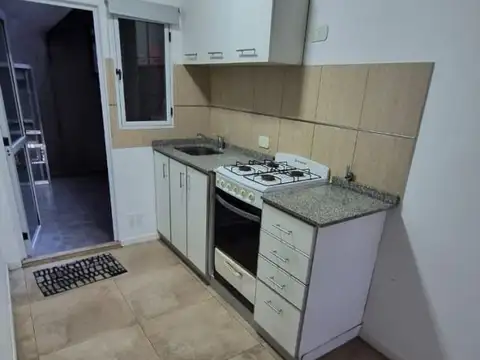 Departamento en Alquiler con 1 cochera