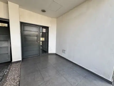 Departamento en Alquiler en Lanús Oeste, $ 490.000