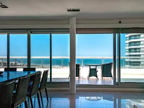 Departamento 4 ambientes con 3 baños