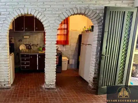 VENTA | CASA 2 DORMITORIOS CON PILETA  – FUNES
