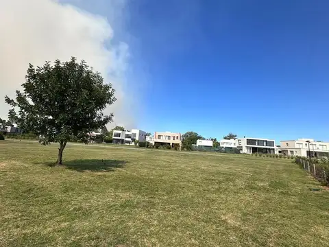 Terreno en Venta de 961,0 m2