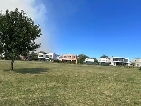 Terreno en Venta 60  mts Fondo