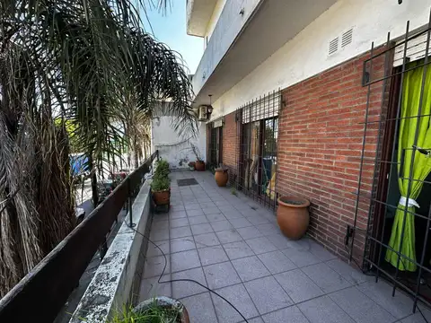 Depto Tipo Casa en Venta de 4 dormitorios