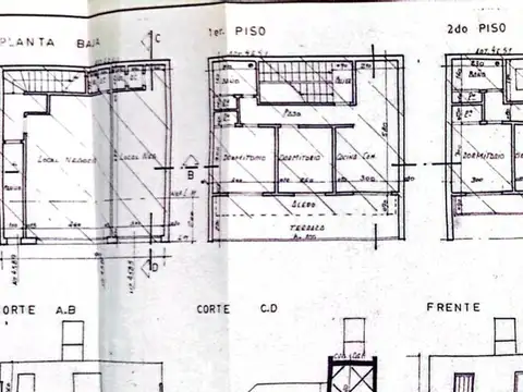 Depto Tipo Casa en Venta de 6 ambientes
