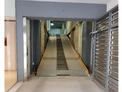 PARAGUAY 1400 , Piso 1