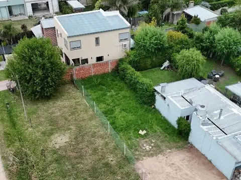 Terreno en Venta en Villa Elvira, USD 14.000