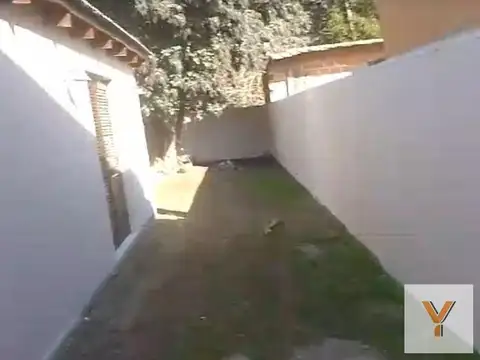 Casa en venta - 1 Dormitorio 1 Baño - 300Mts2 - Castelli