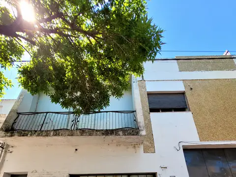 Galpón con local en Alquiler, Opcional casa en P.A., Rosario