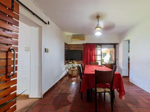 EN VENTA - 2 CASAS DE DOS DORMITORIOS - FISHERTON ROSARIO