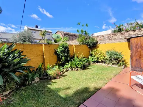 VENTA PH 3 AMBIENTES CON PATIO APTO CREDITO EN VERSALLES