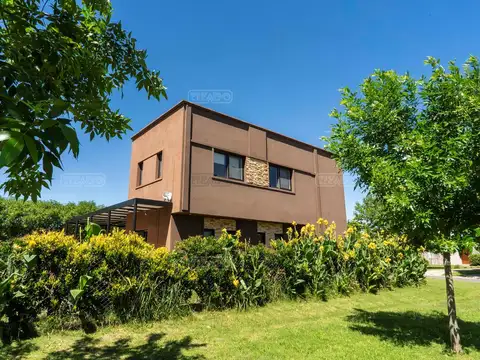 Casa en Venta en Pilar del Este - San Alfonso, USD 180.000