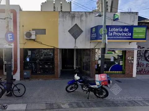 Excelente local en pleno centro de Escalada!!