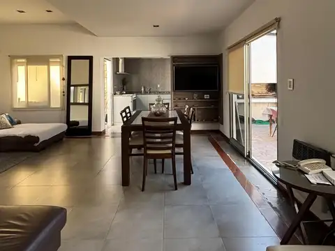 Casa 5 ambientes con 1 baño