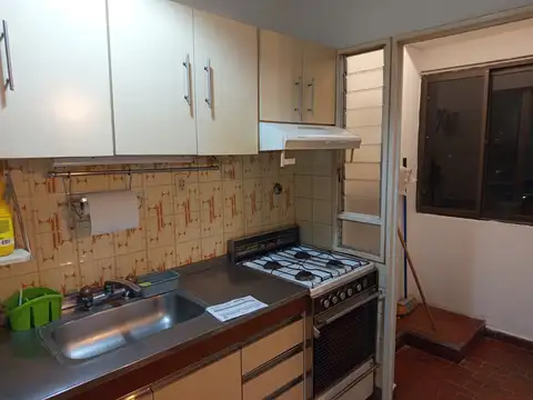 ROSALES 300, Piso 6