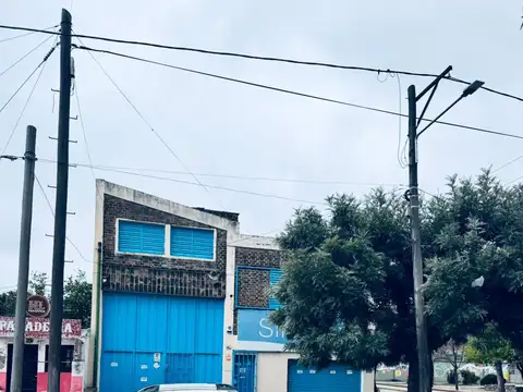 Galpón en Alquiler en Villa Azalais, Cordoba