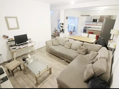 Depto Tipo Casa en Venta de 4 ambientes