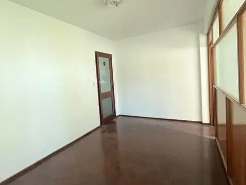 Oficina en Alquiler en Centro, $ 250.000