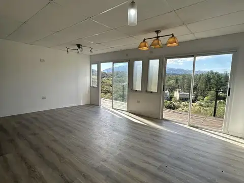 VENTA Casa 3 dormitorios. Barrio Terralta