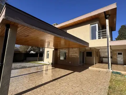 Casa en Alquiler en Ranelagh, $ 2.950.000