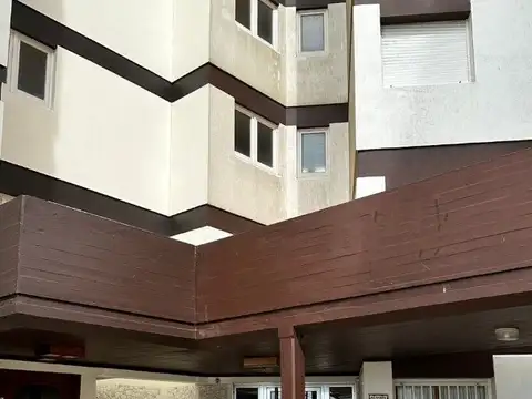 Diagonal Rivadavia 100, Piso 5