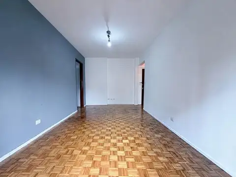 Paroissien 4100, Piso 1