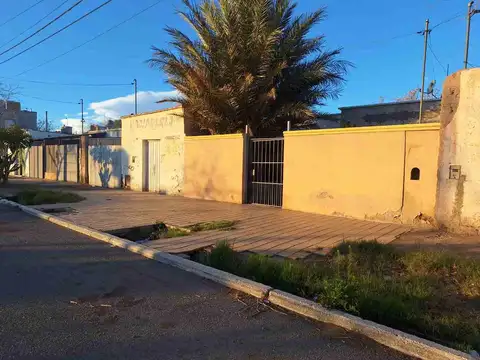 Caseros Norte 1200