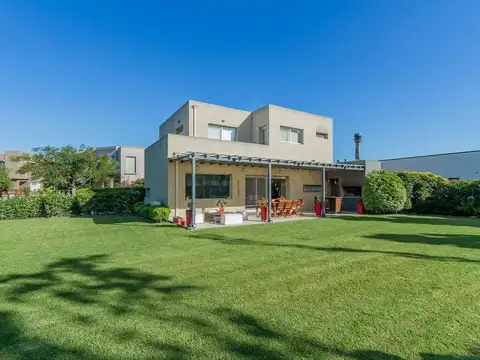 Casa venta Barrancas de Santa María