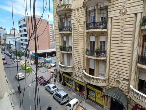 Venta 2 dormitorios comodín en Centro