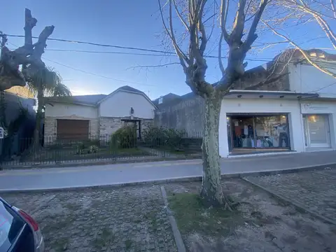 Casa mas locales Villa Elisa