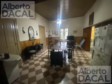 Casa mas locales Villa Elisa