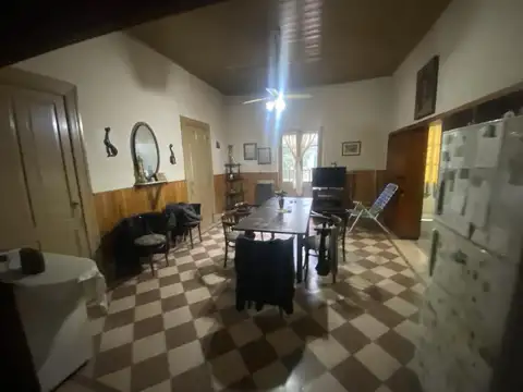 Casa mas locales Villa Elisa