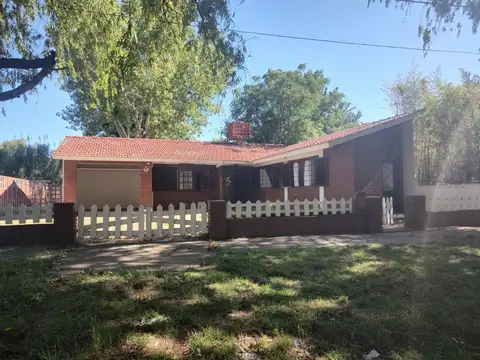 Casa en Venta con 1 cochera