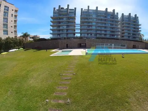 VENTA DEPARTAMENTO ISLAS DEL GOLF NORDELTA 2100