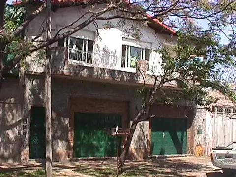 Bartolome Mitre 618 5900