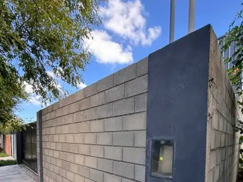 Galpon en Venta en San Lorenzo, USD 120.000