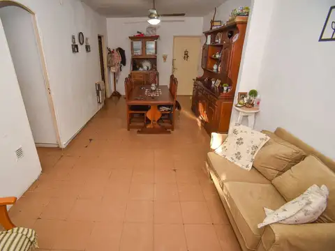 Departamento 4 ambientes con 1 baño