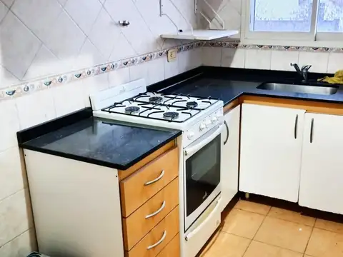 Departamento en Alquiler con 1 cocheras