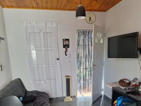 VENDO CASA EN VILLA ELISA