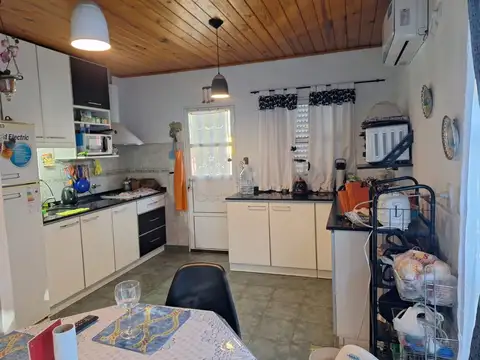Casa en Venta en Villa Elisa, USD 80.000