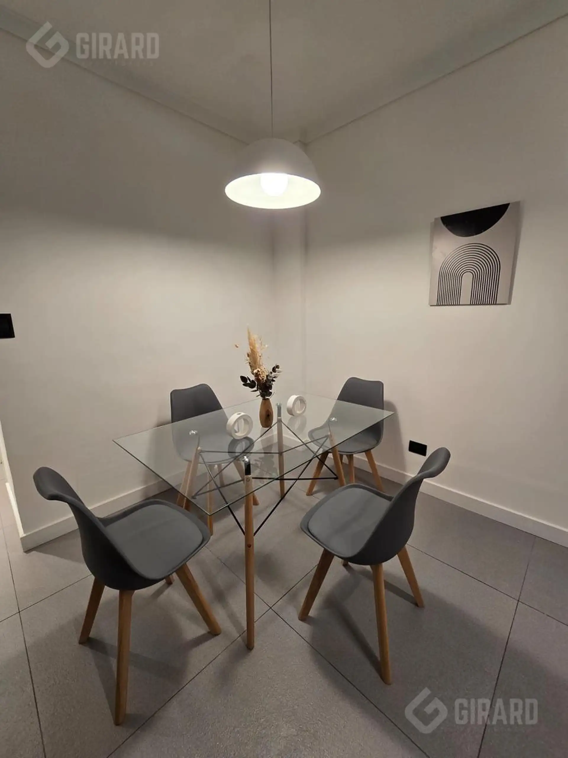 Depto 2 amb con dependencia, 45m² con balcón — Centro