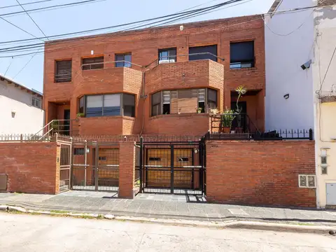 Conesa al 4300
